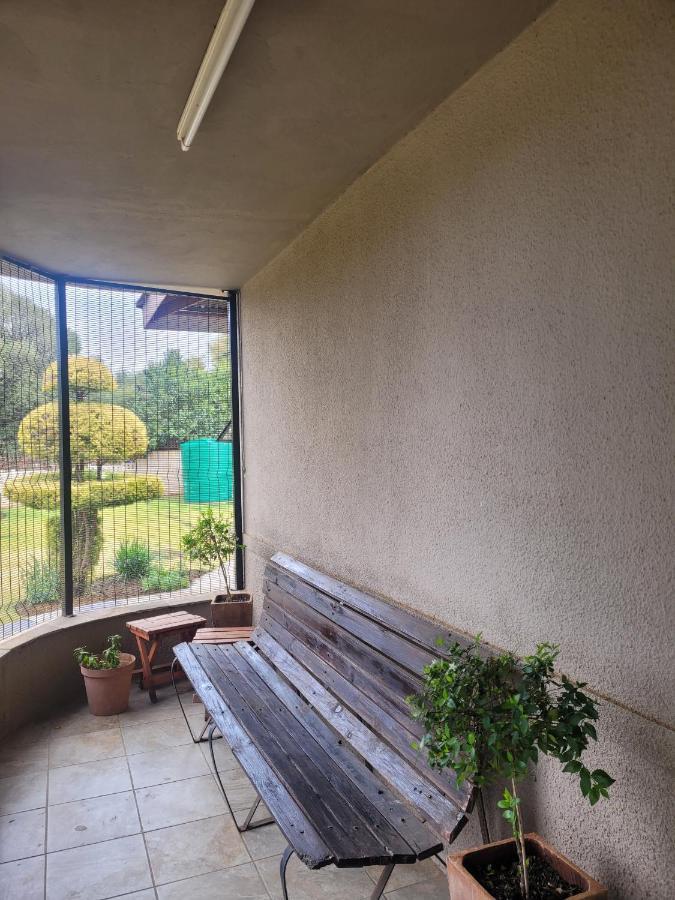 Palm Guesthouse Zeerust 외부 사진