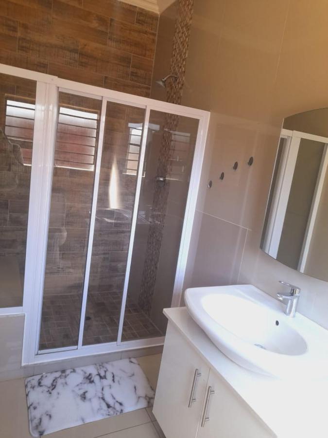 Palm Guesthouse Zeerust 외부 사진