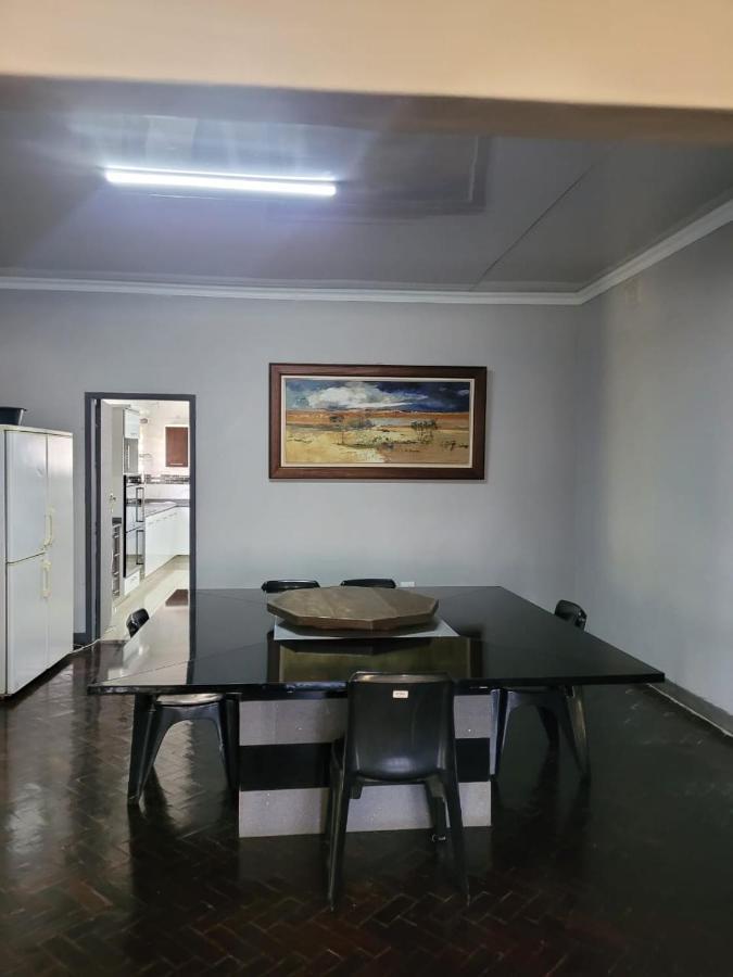 Palm Guesthouse Zeerust 외부 사진
